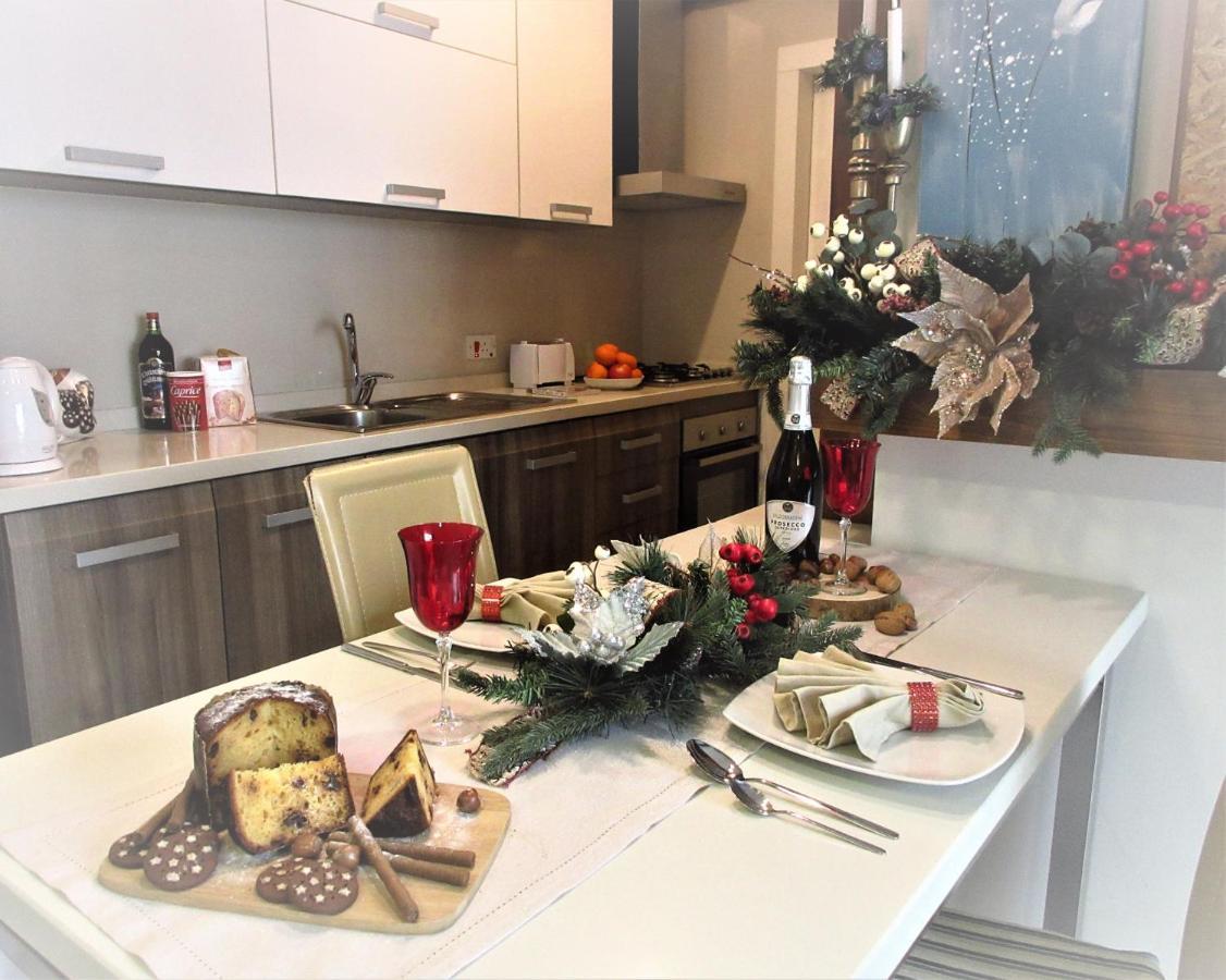 Marsalforn Sea View Beachfront Studio Apartment מראה חיצוני תמונה